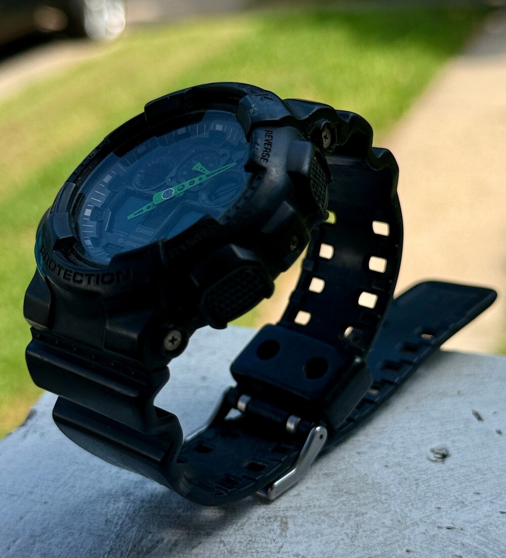 Casio G-Shock (NO BETTERY) Black Analog-Digital Watch Resin Strap
